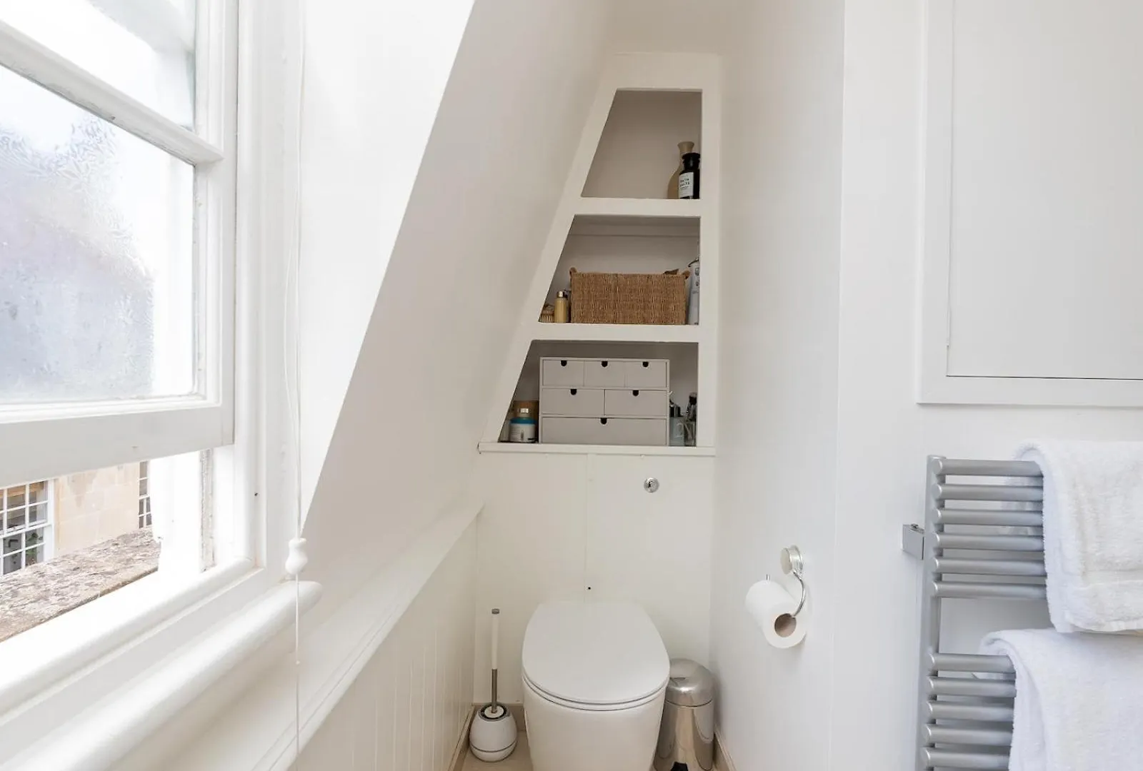 Pass The Keys Stunning 2 Bed Townhouse In City Centre Bath