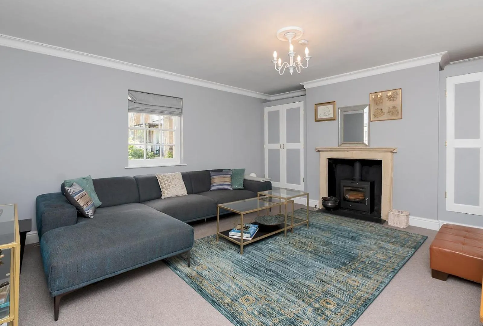 Pass The Keys Stunning 2 Bed Townhouse In City Centre Bath