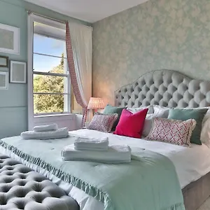Catharine Place Bath